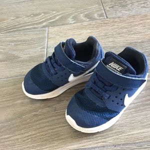 Used Toddler Nike Shoes